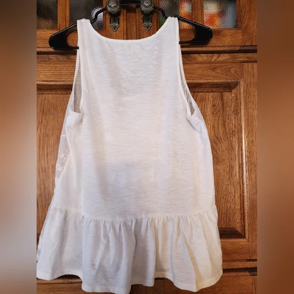 American Eagle Outfitters Cream Embroidered Overlay Tank Size M - Picture 4 of 9